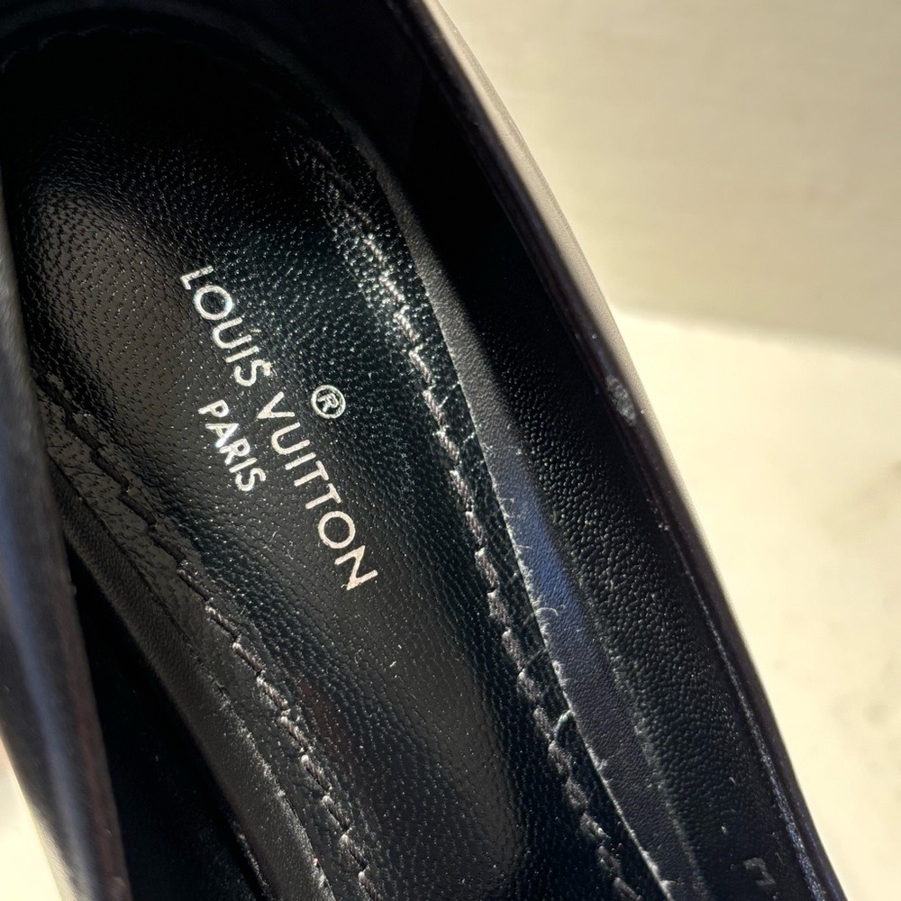 Louis Vuitton Black and Silver High Heels Size 4.5 US or Size 34. - Picture 10 of 17